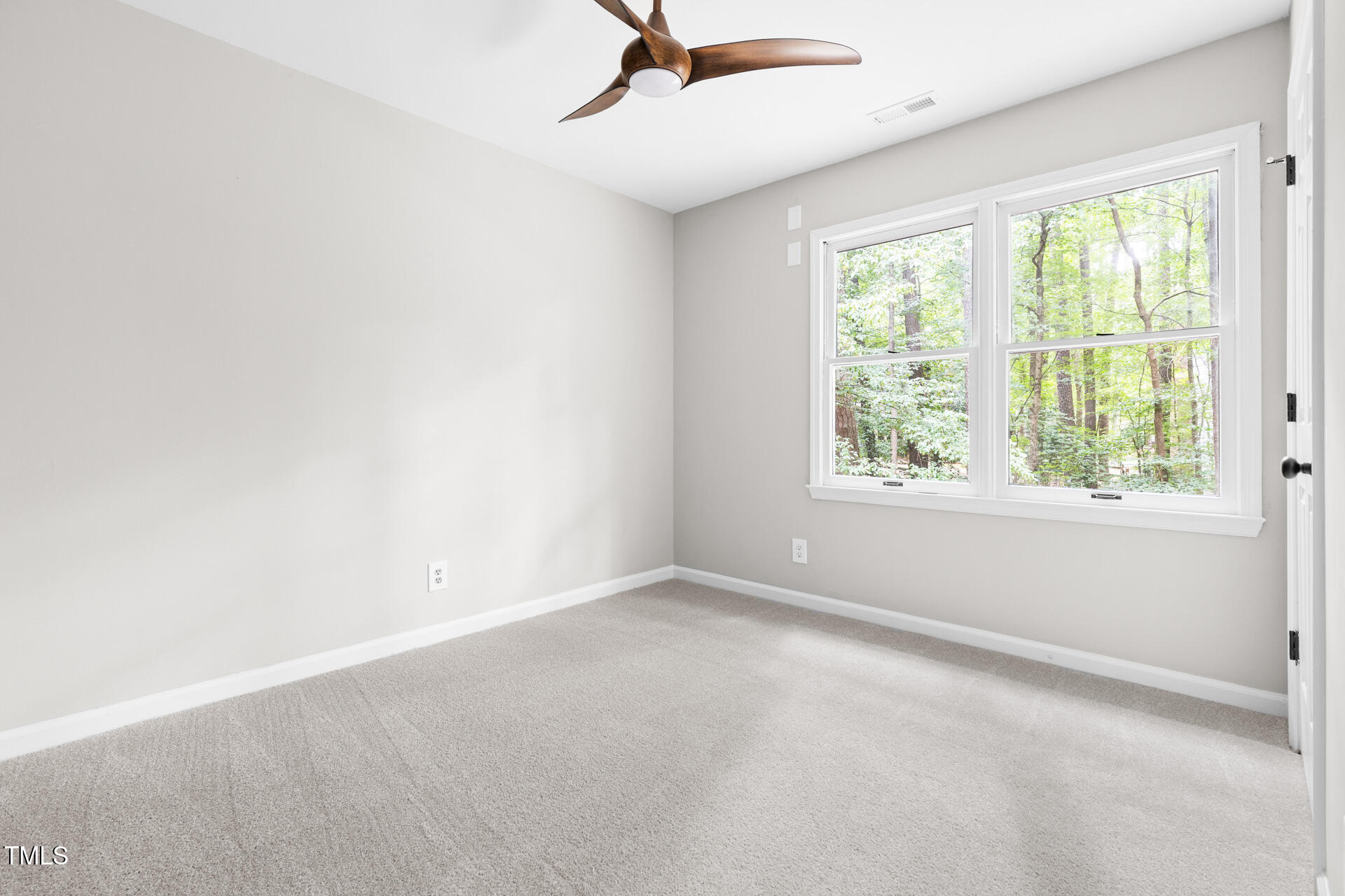 8 Briarfield Court