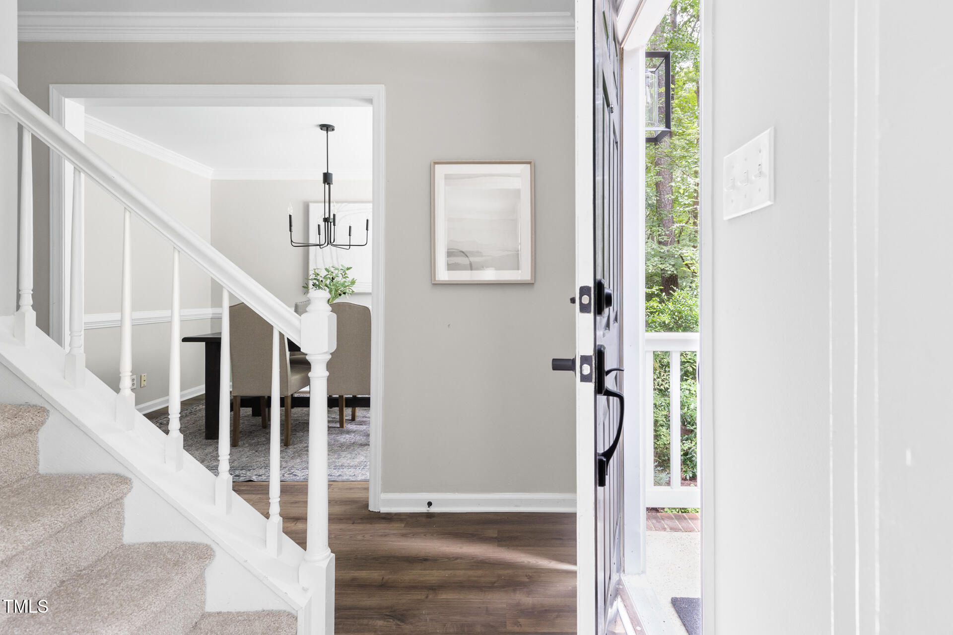 8 Briarfield Court