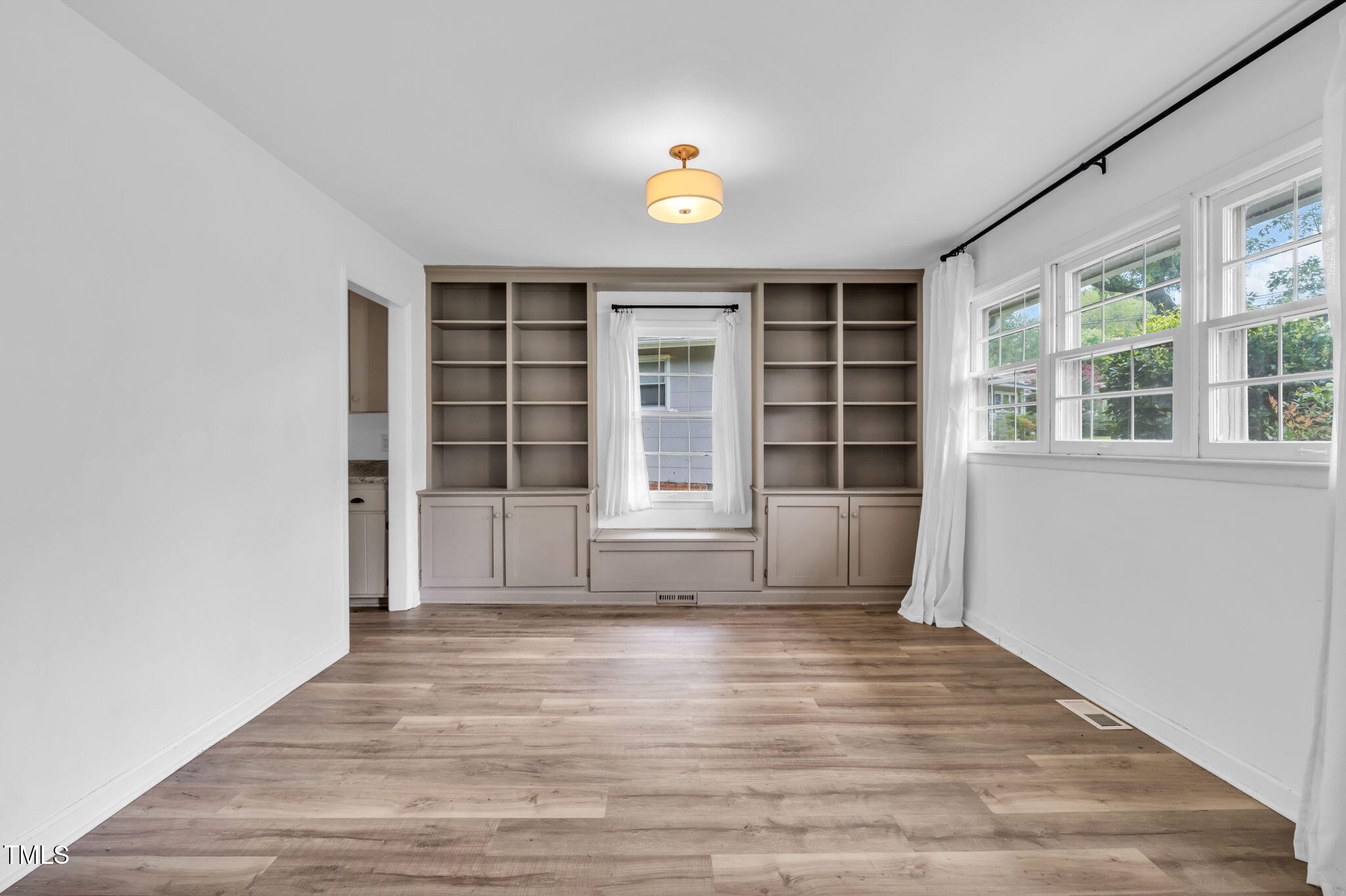 2013 Walnut Street