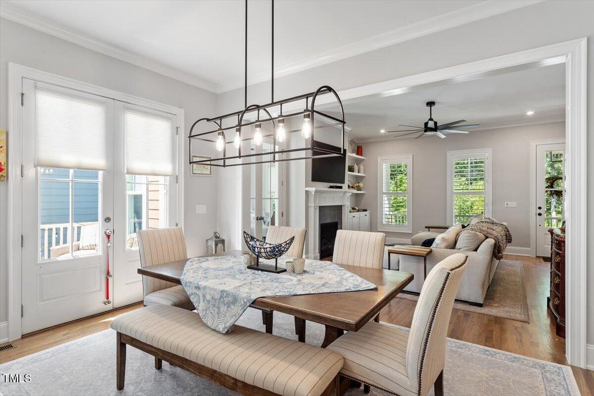 1017 Whitehall Circle