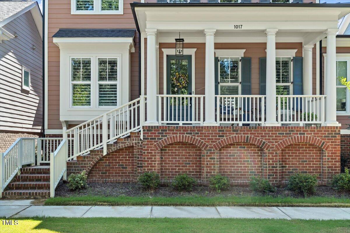 1017 Whitehall Circle