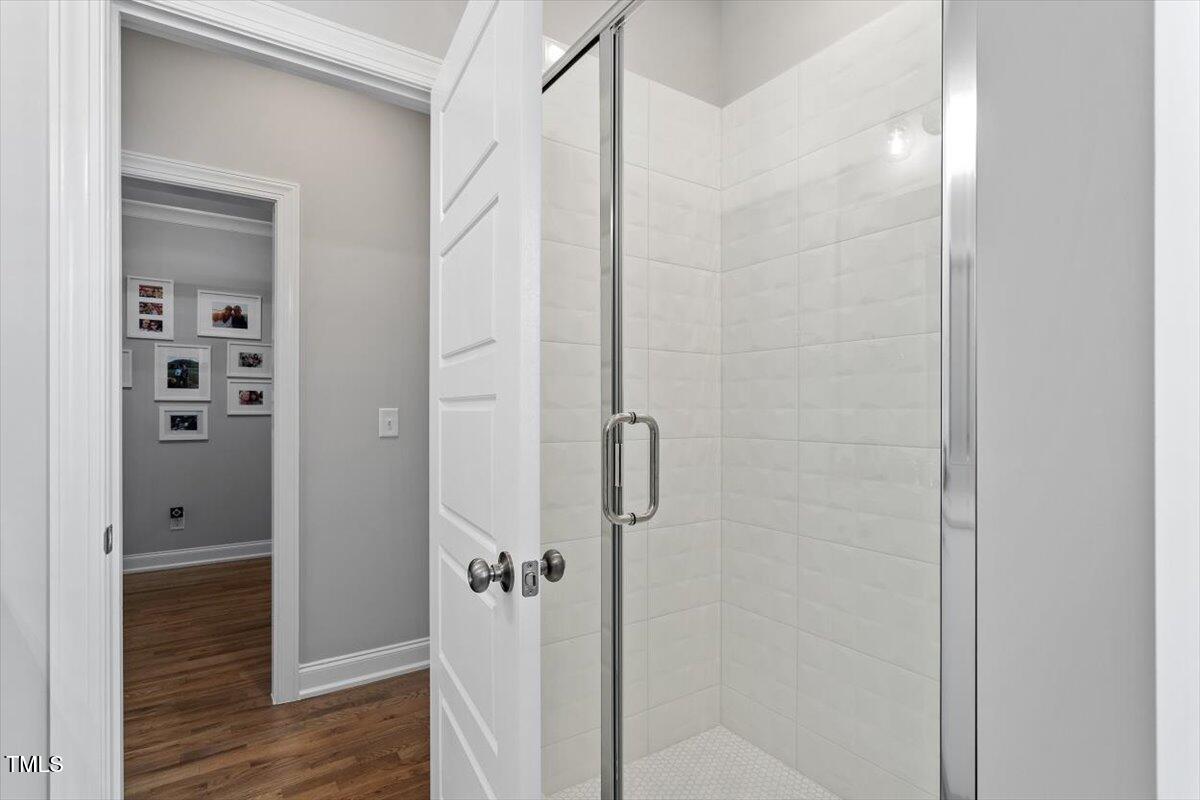 1017 Whitehall Circle