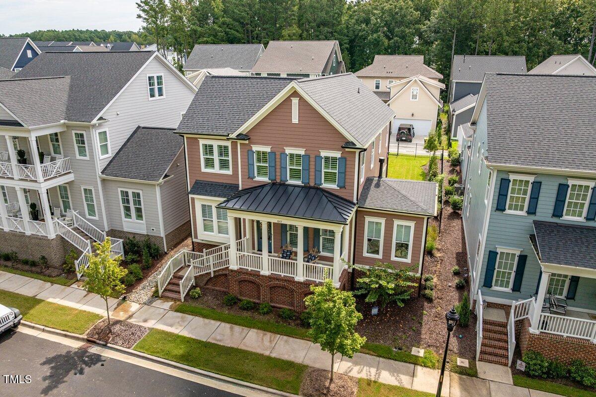 1017 Whitehall Circle