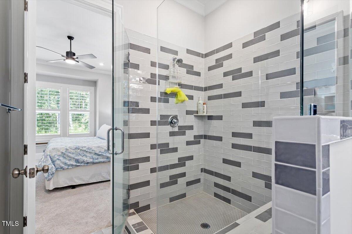 1017 Whitehall Circle