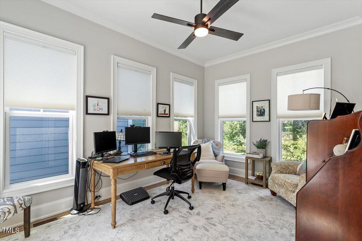 1017 Whitehall Circle