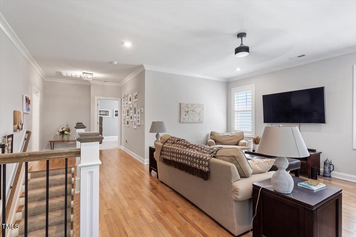 1017 Whitehall Circle