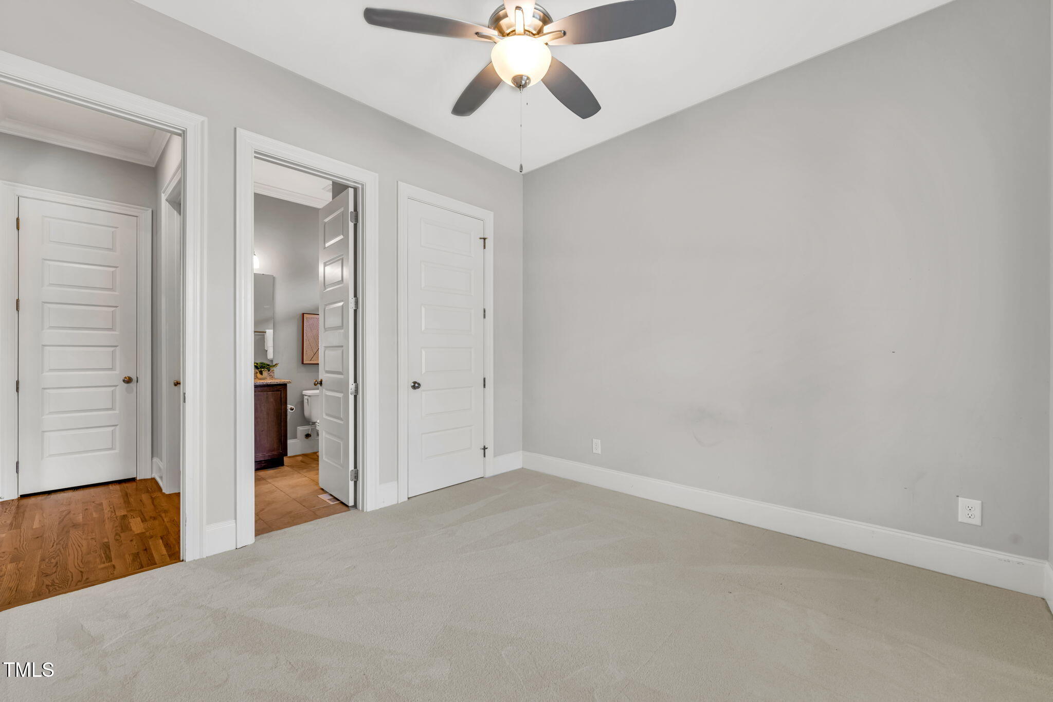 319 Harewood Place
