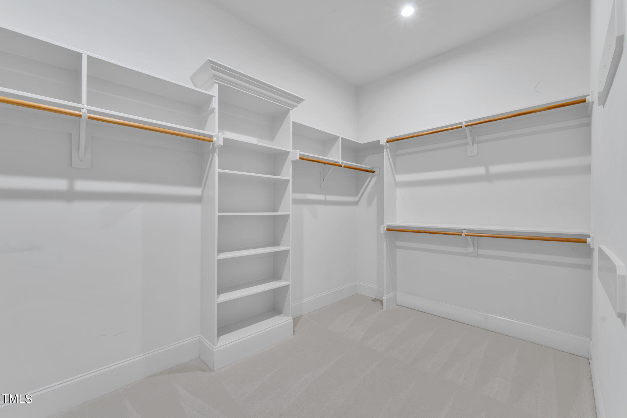 319 Harewood Place