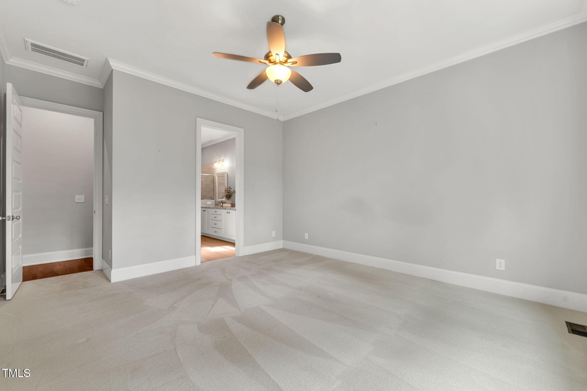 319 Harewood Place