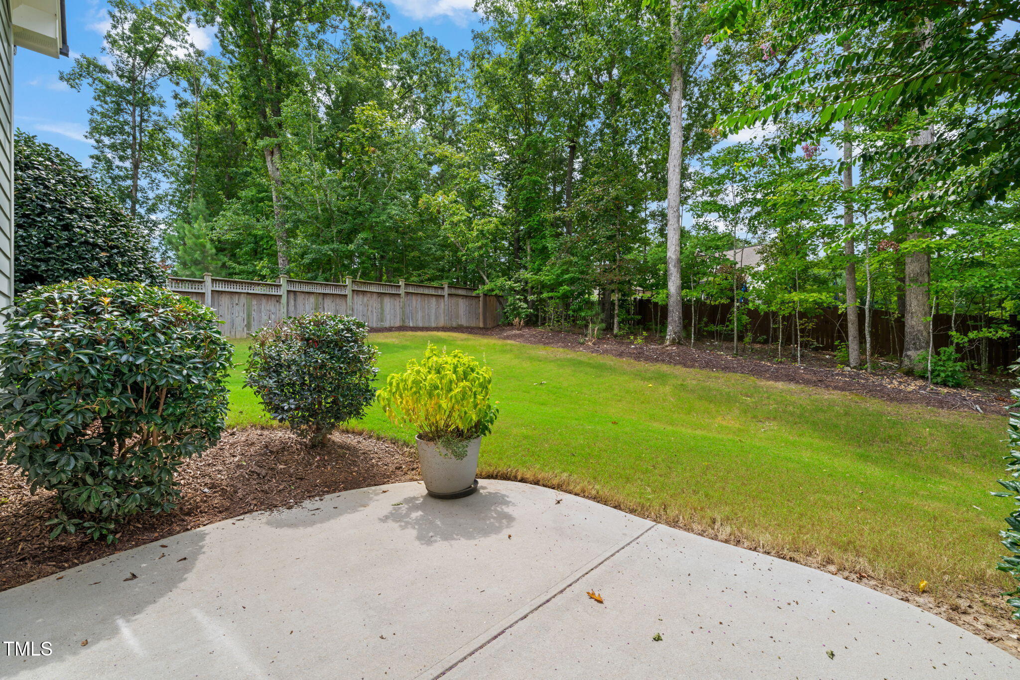 319 Harewood Place