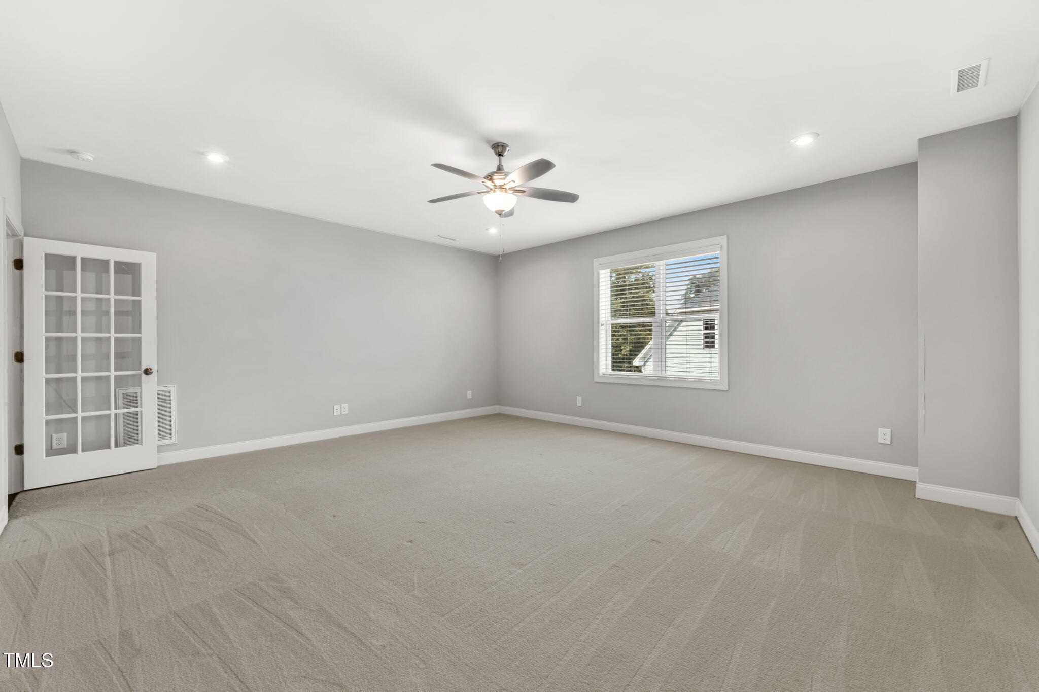 319 Harewood Place
