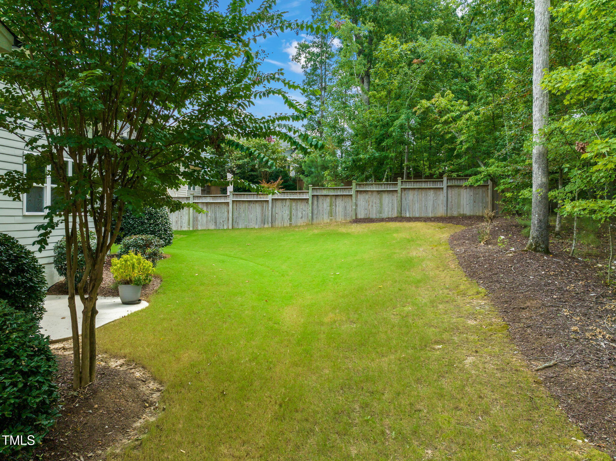 319 Harewood Place