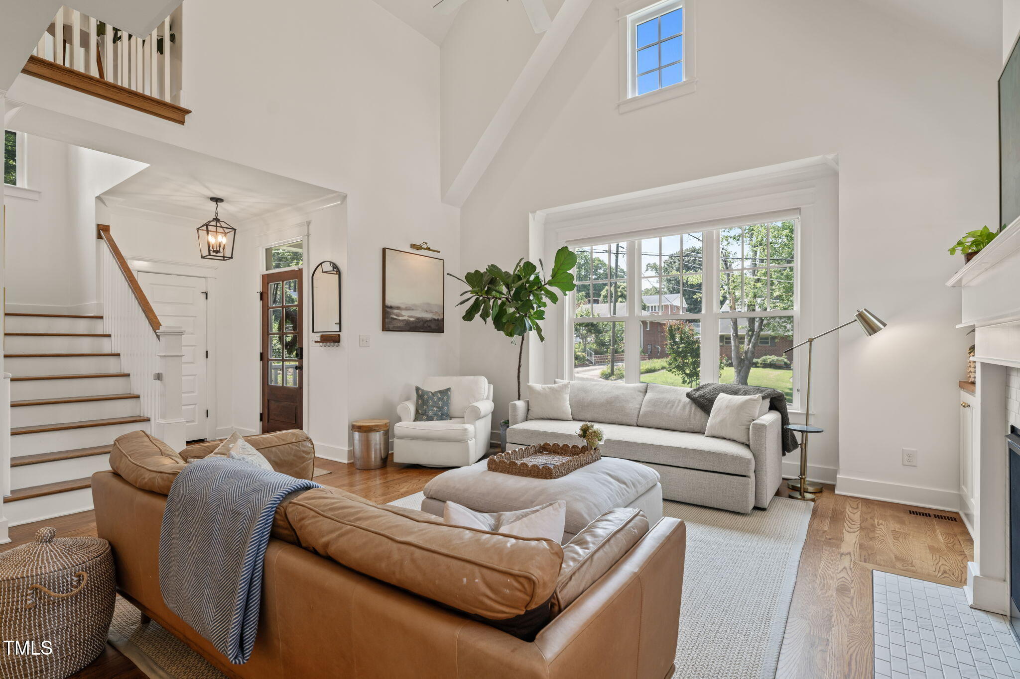 506 Everett Place