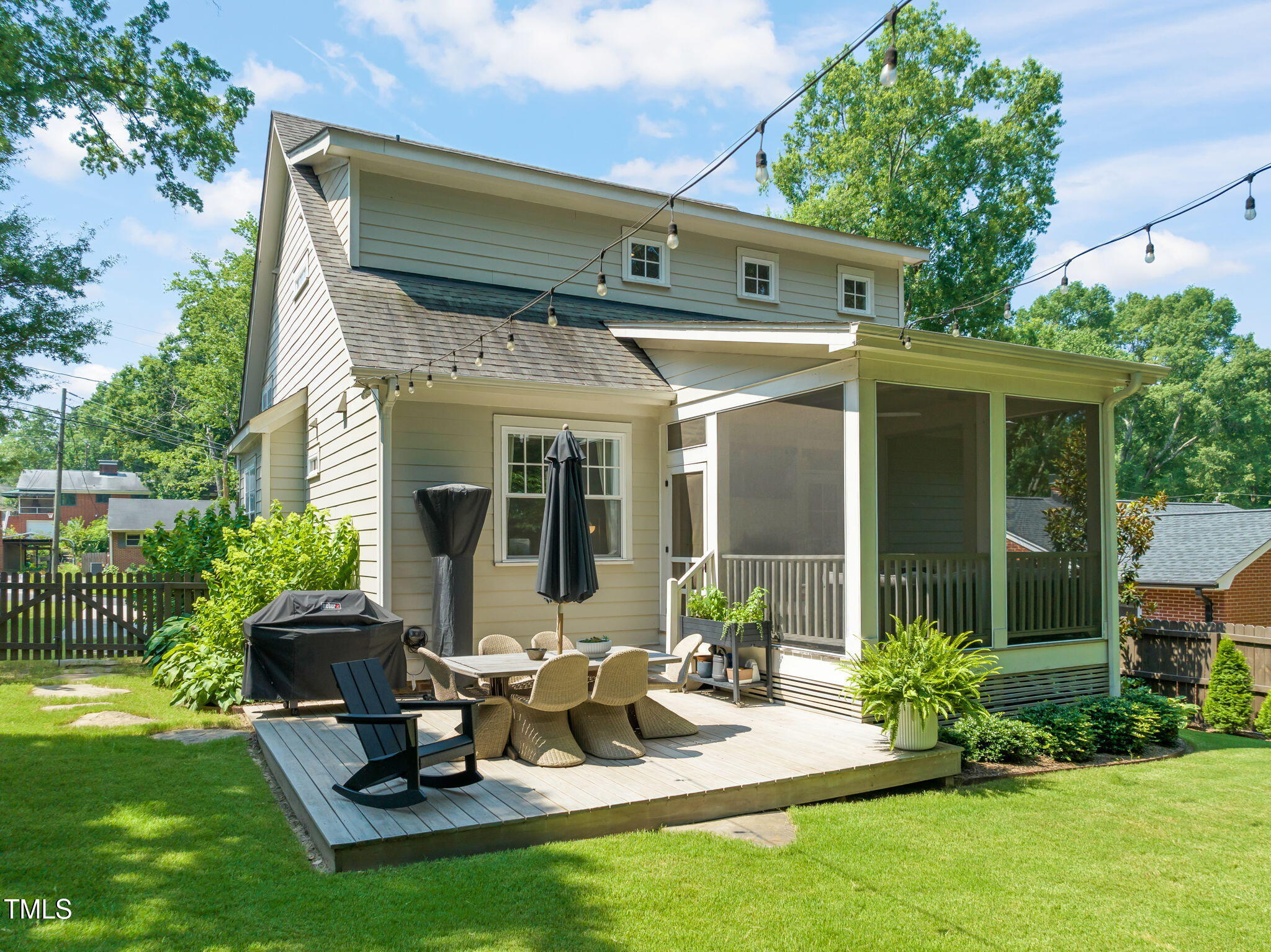 506 Everett Place