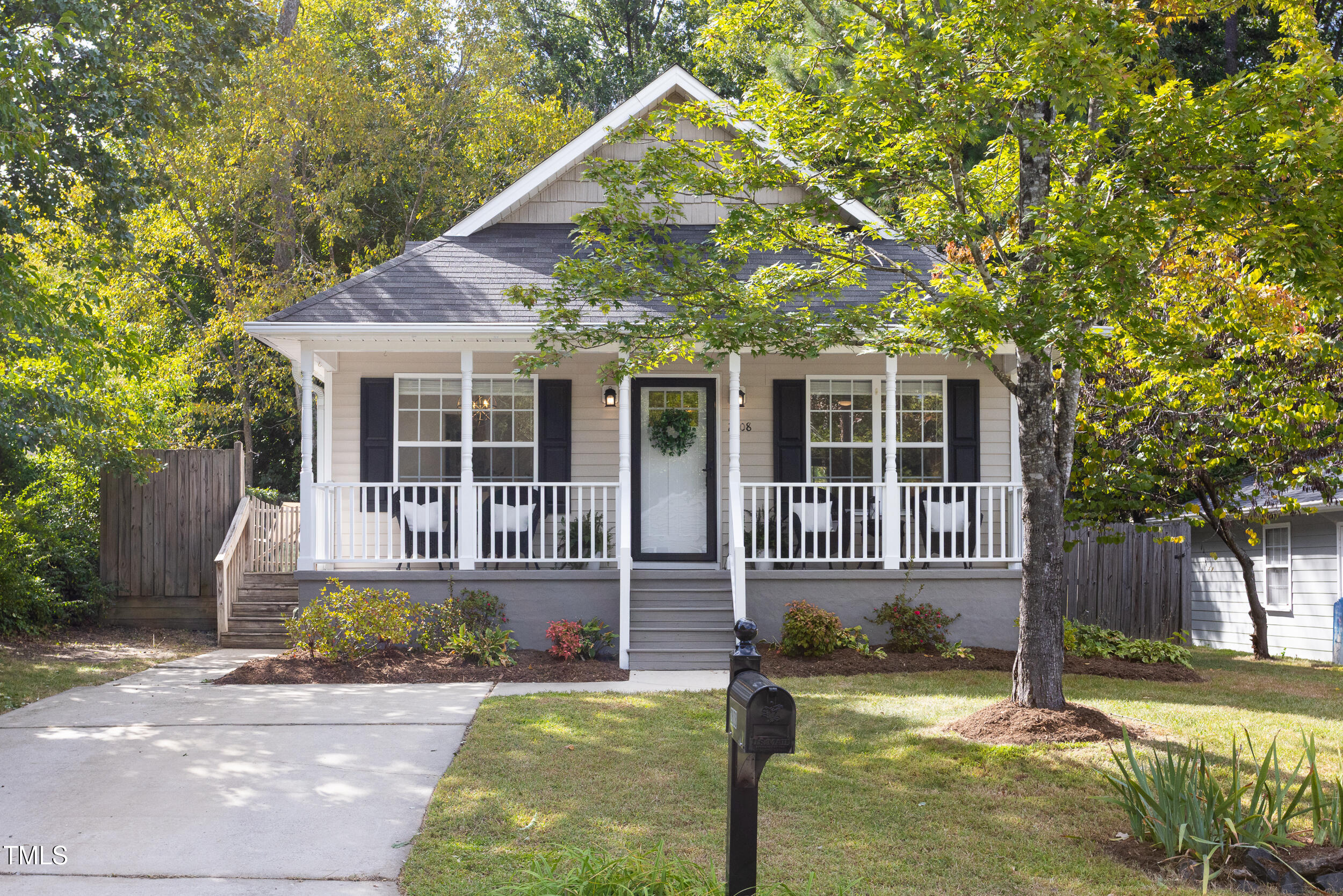 2808 Lexington Street