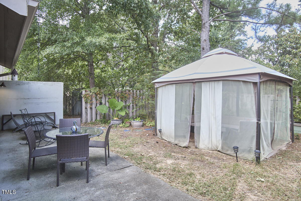 5 Bayswater Place