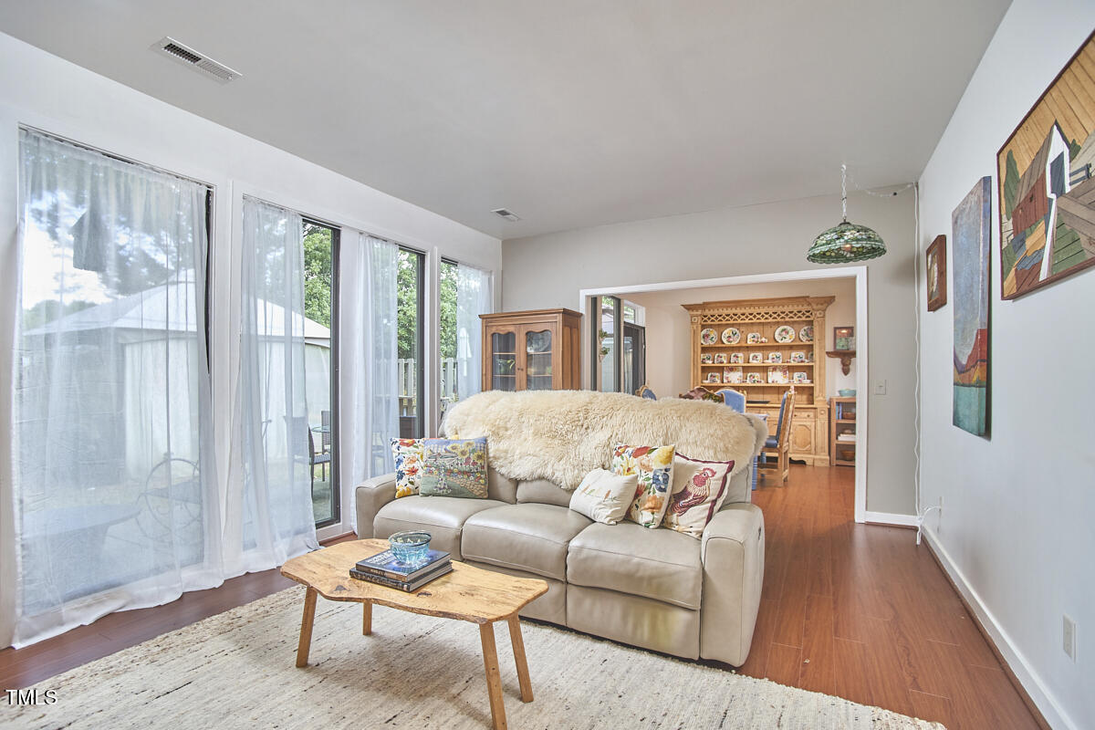 5 Bayswater Place
