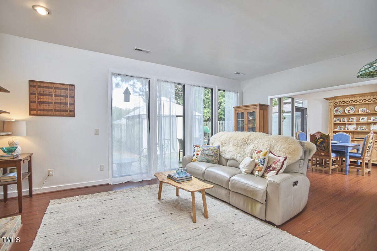 5 Bayswater Place