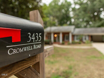 3435 Cromwell Road