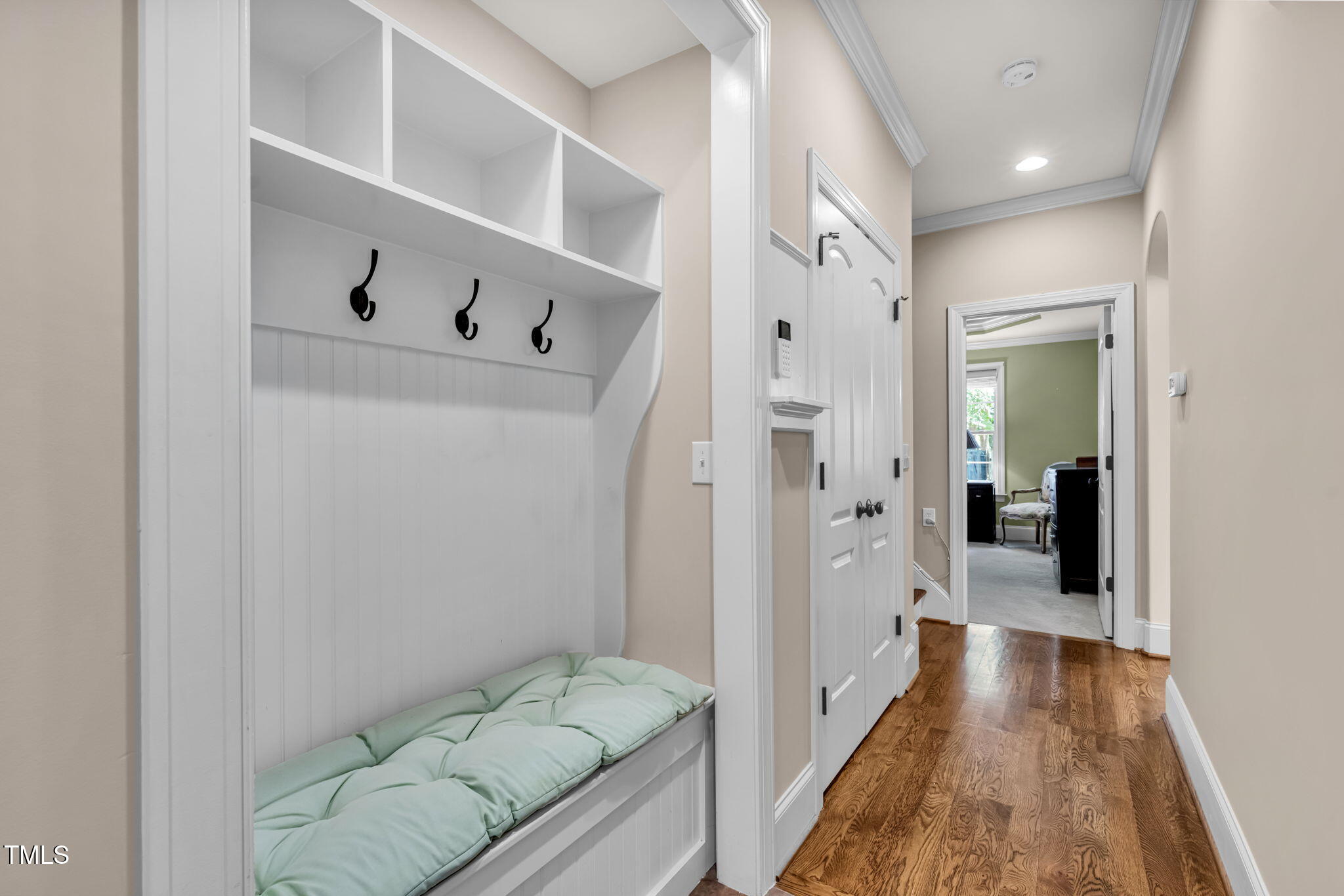 4225 Cats Paw Court