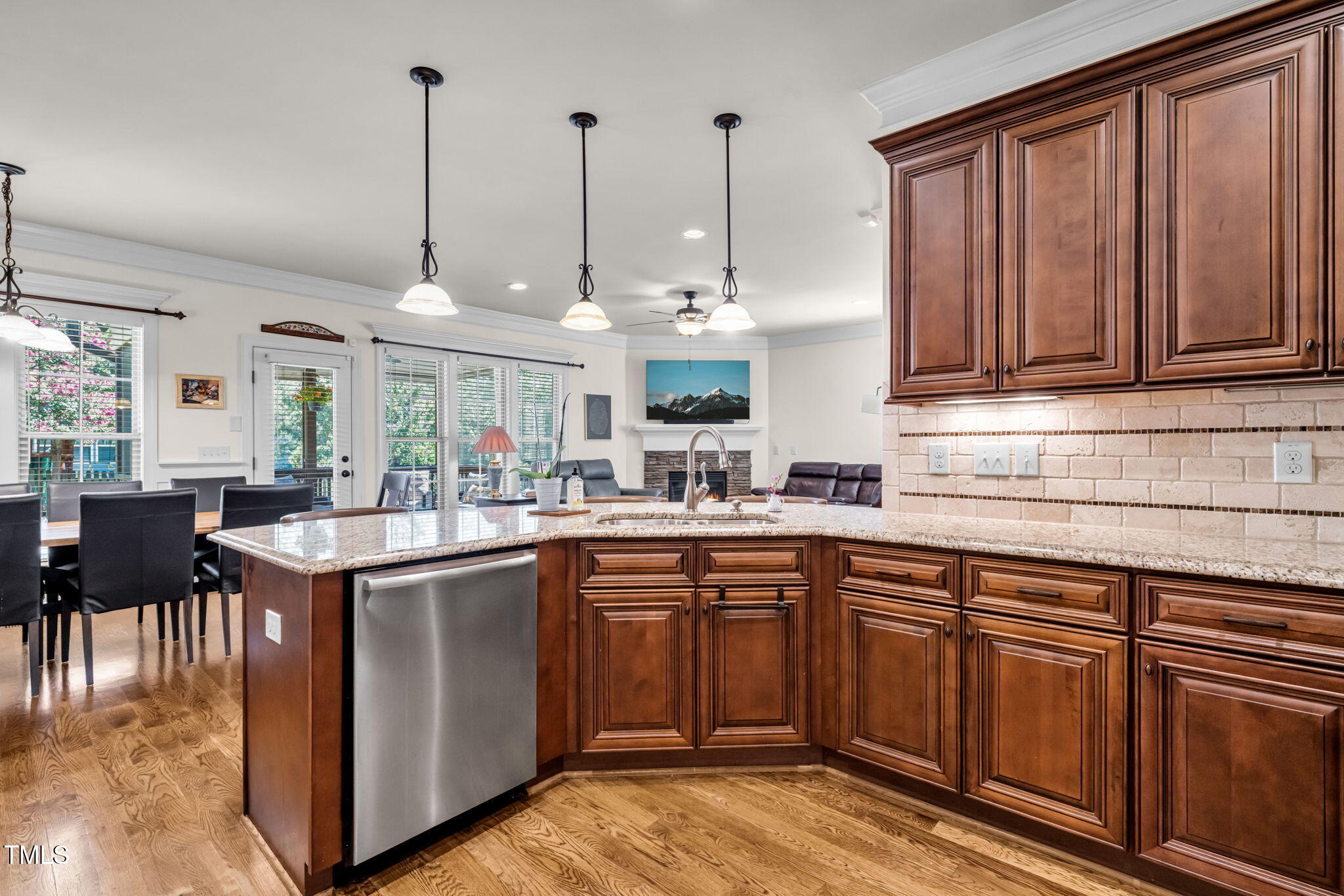 4225 Cats Paw Court