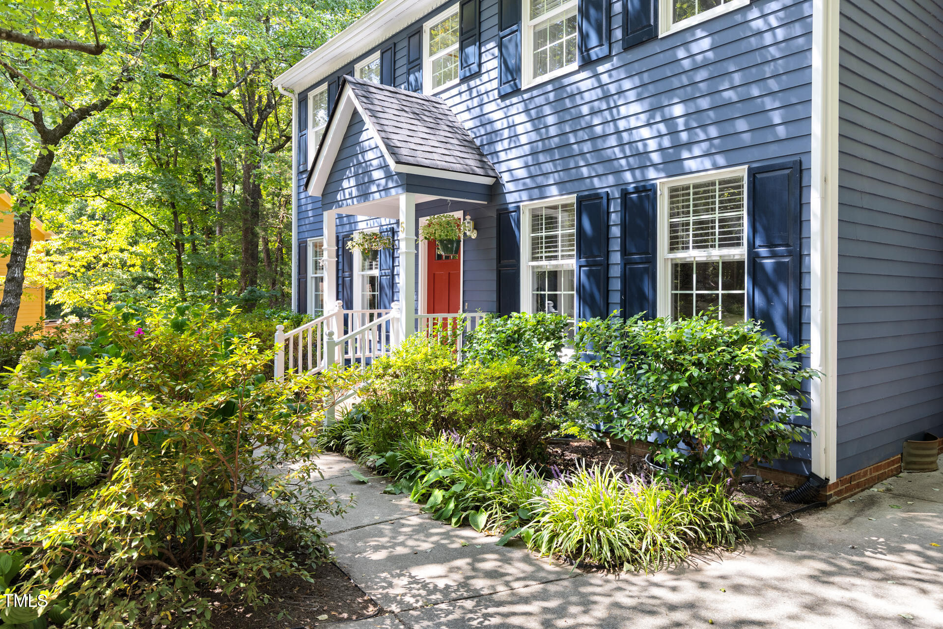 5 Tartan Court