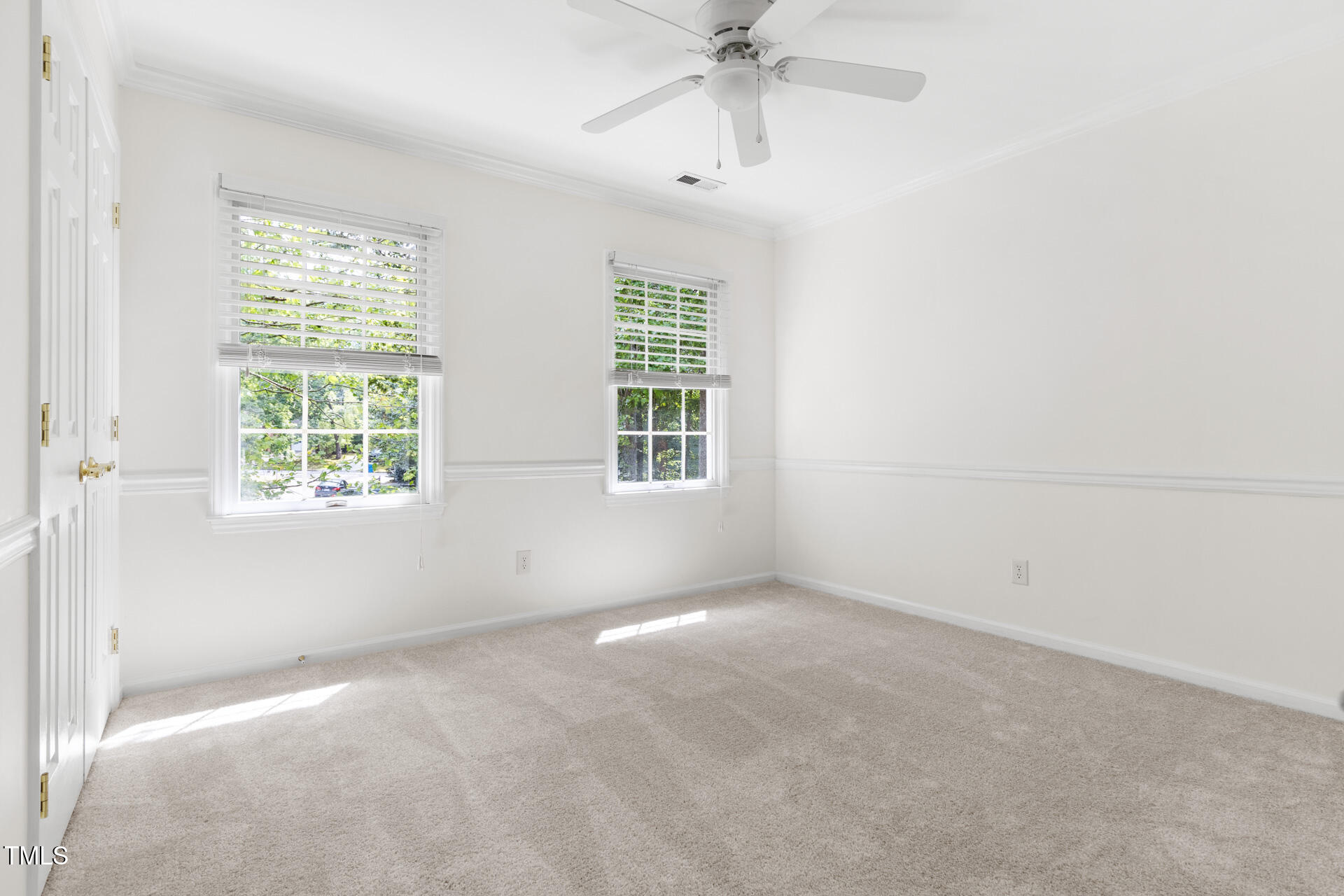 5 Tartan Court