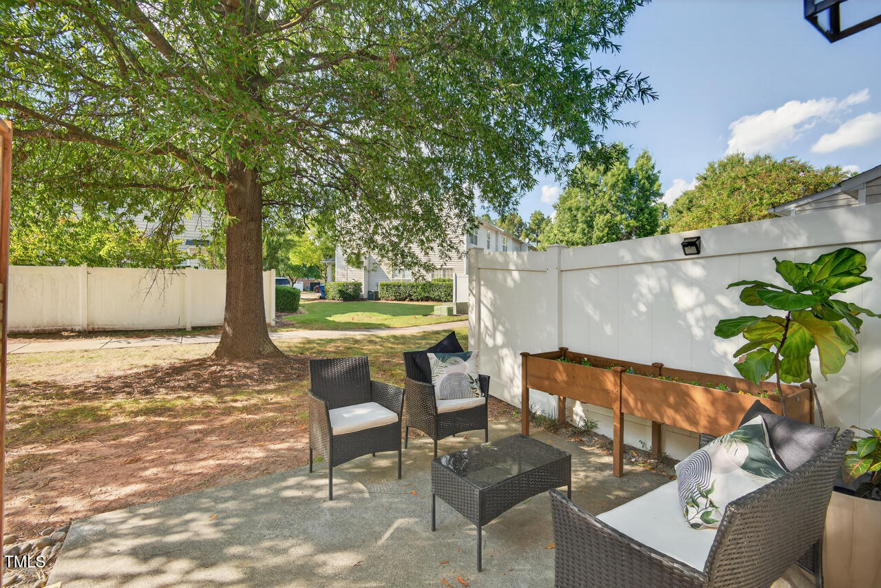 3 Chownings Street