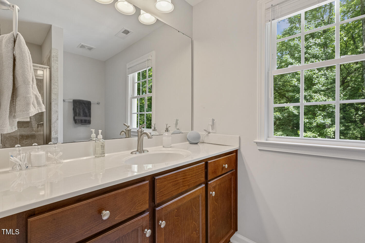 822 Northbrook Drive