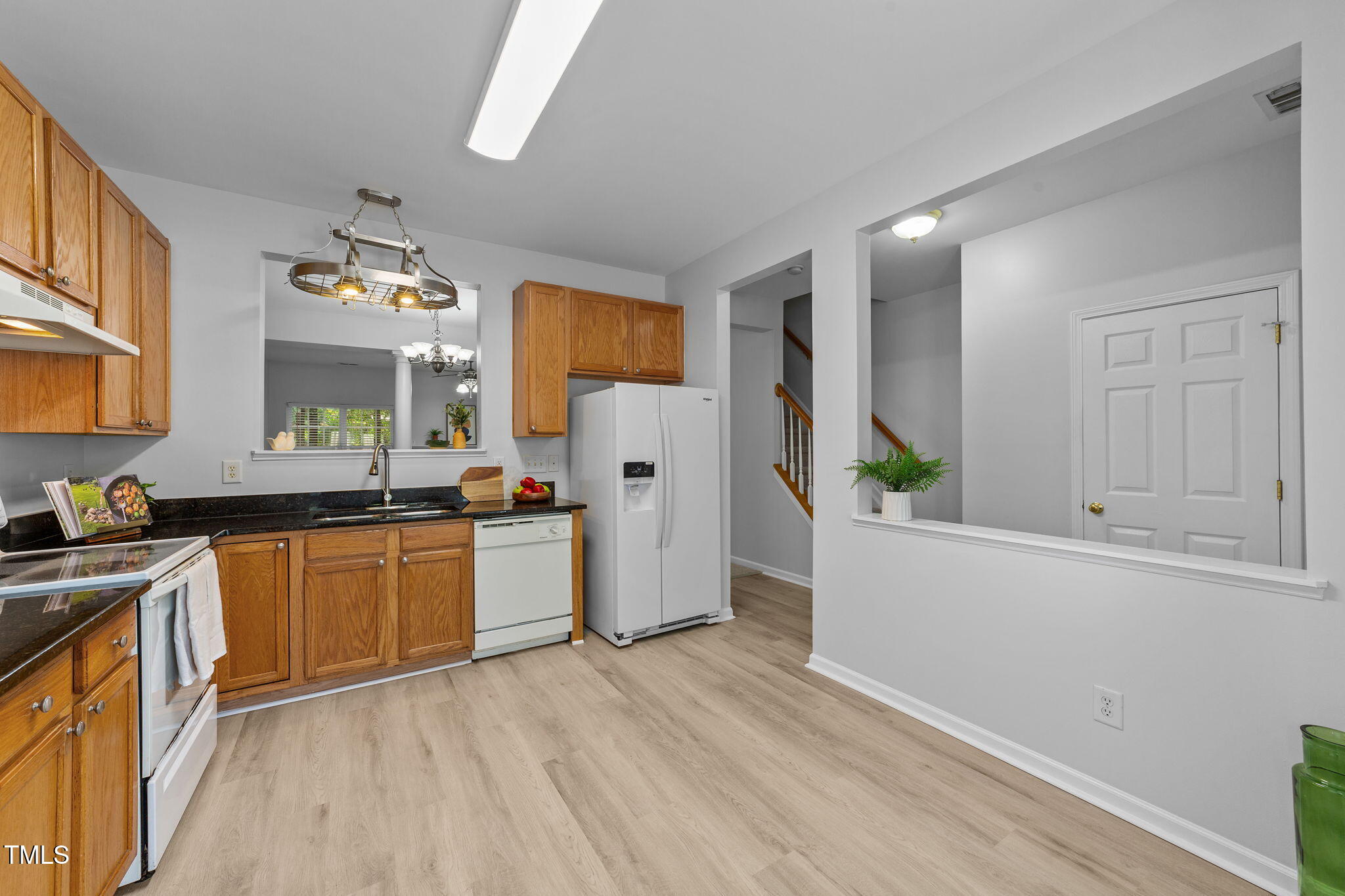 29 Edgebrook Circle