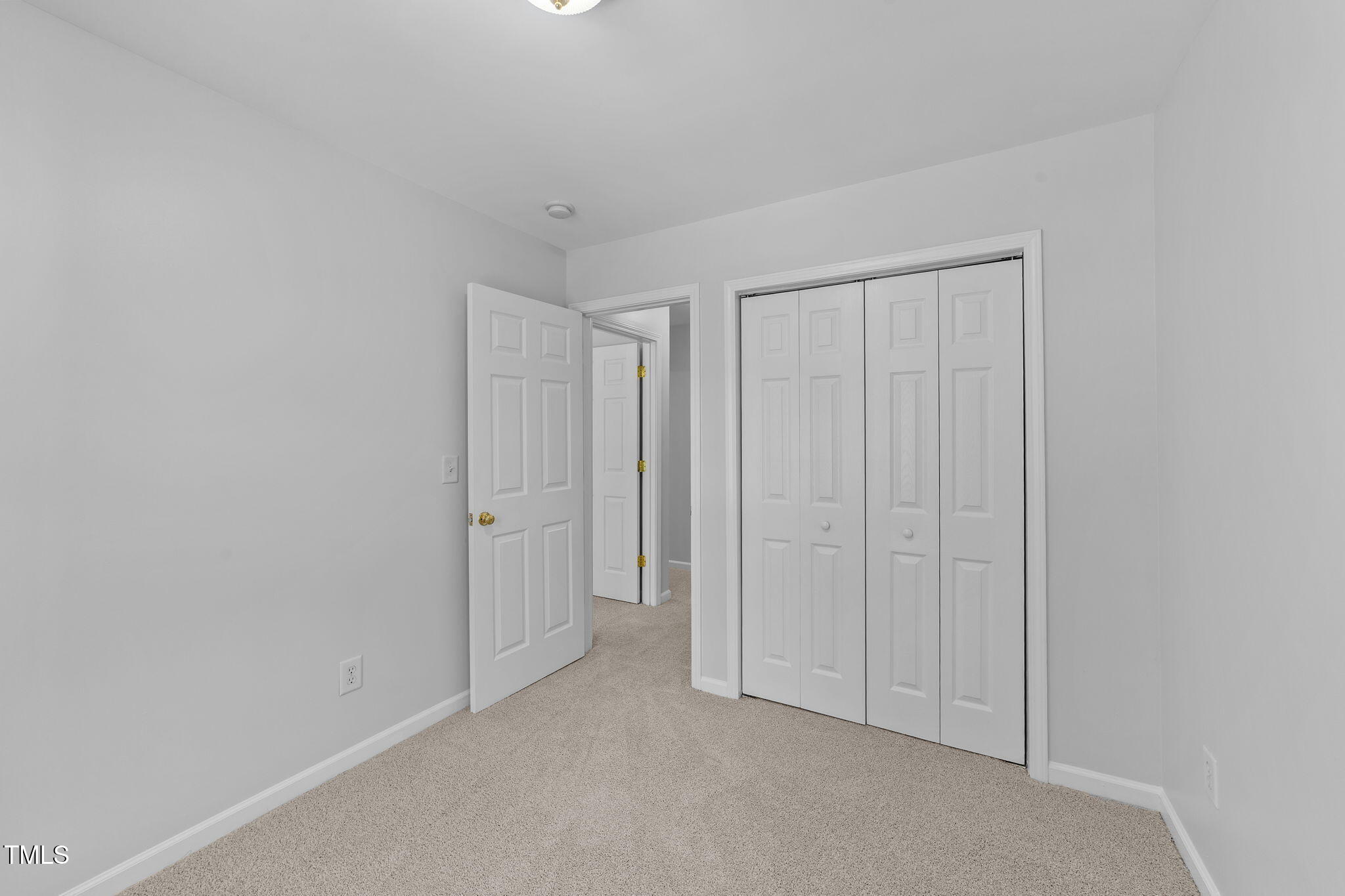 29 Edgebrook Circle