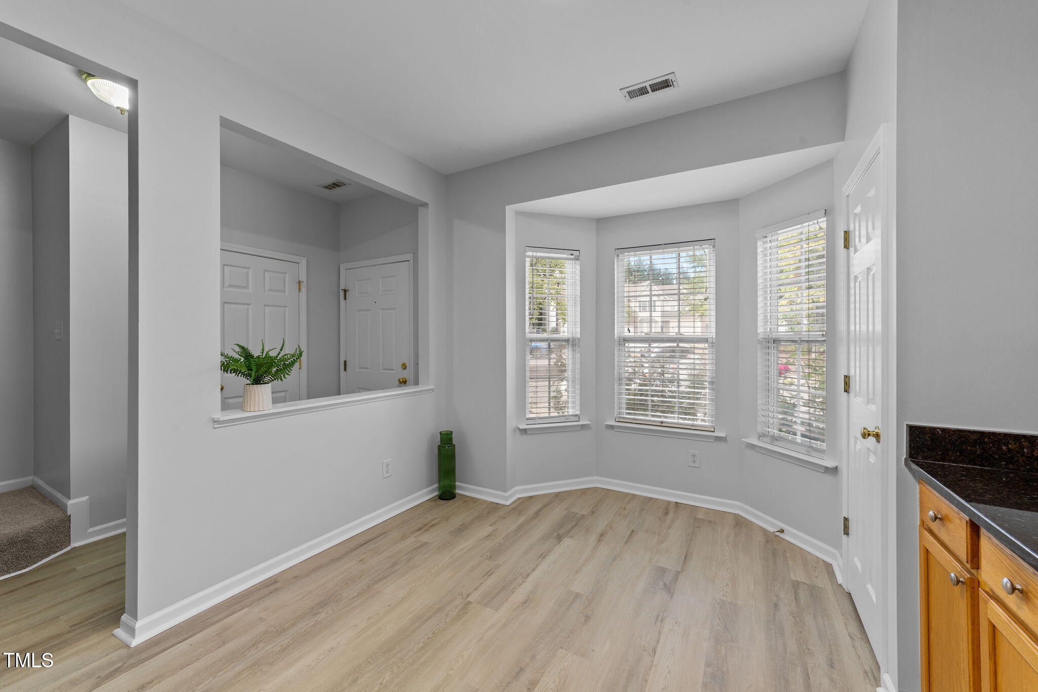 29 Edgebrook Circle