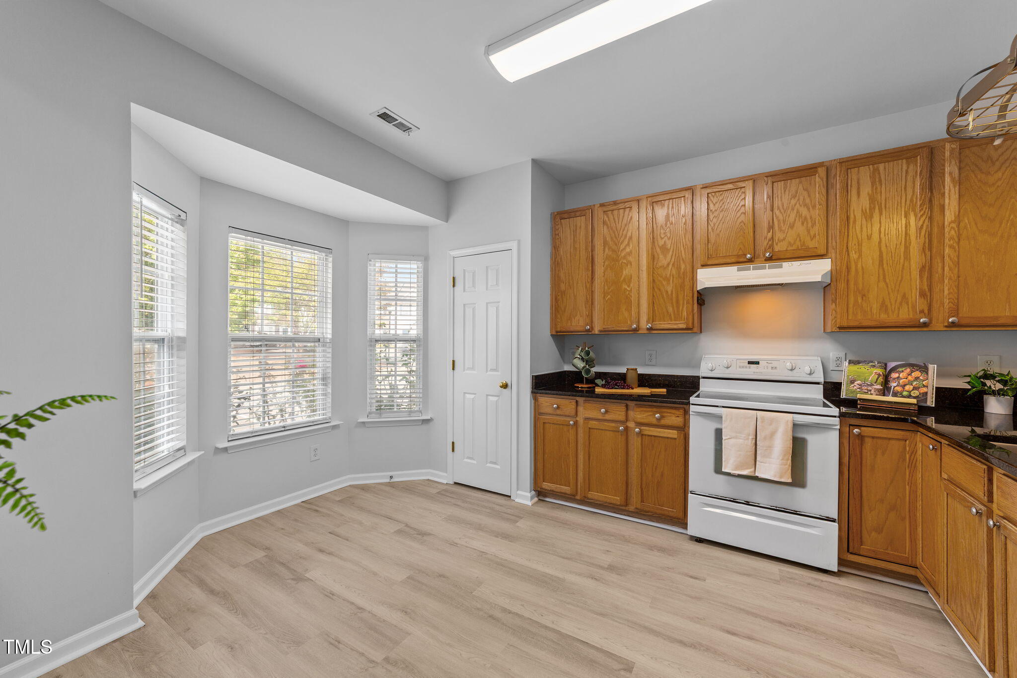 29 Edgebrook Circle