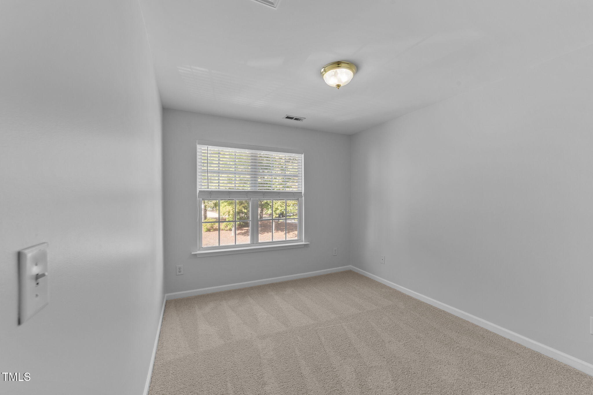 29 Edgebrook Circle