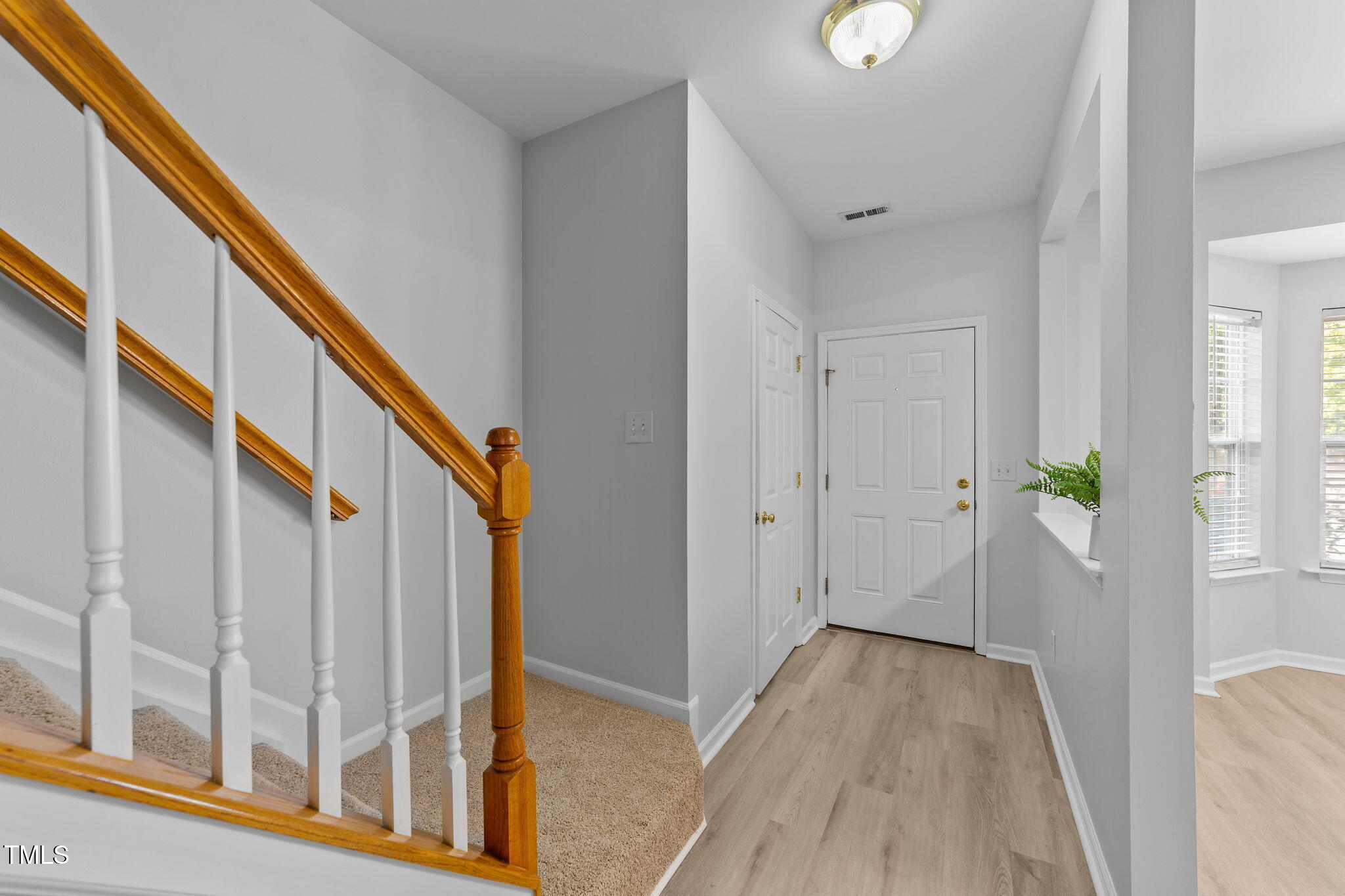 29 Edgebrook Circle