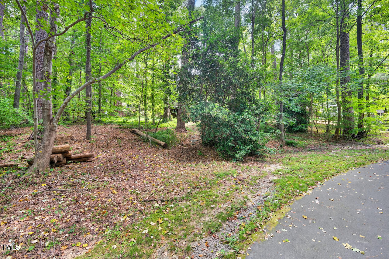 22 Cottage Woods Court