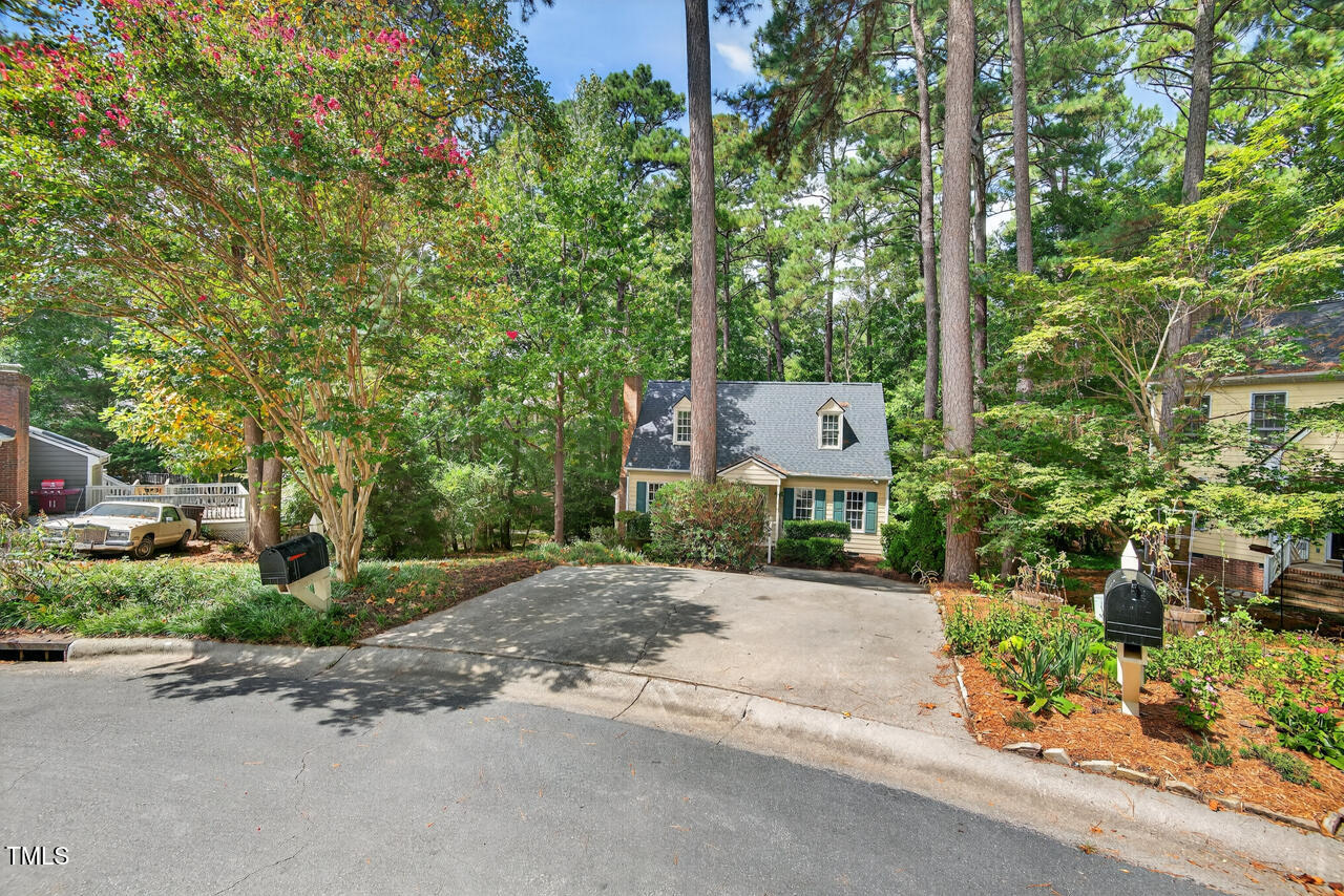 22 Cottage Woods Court