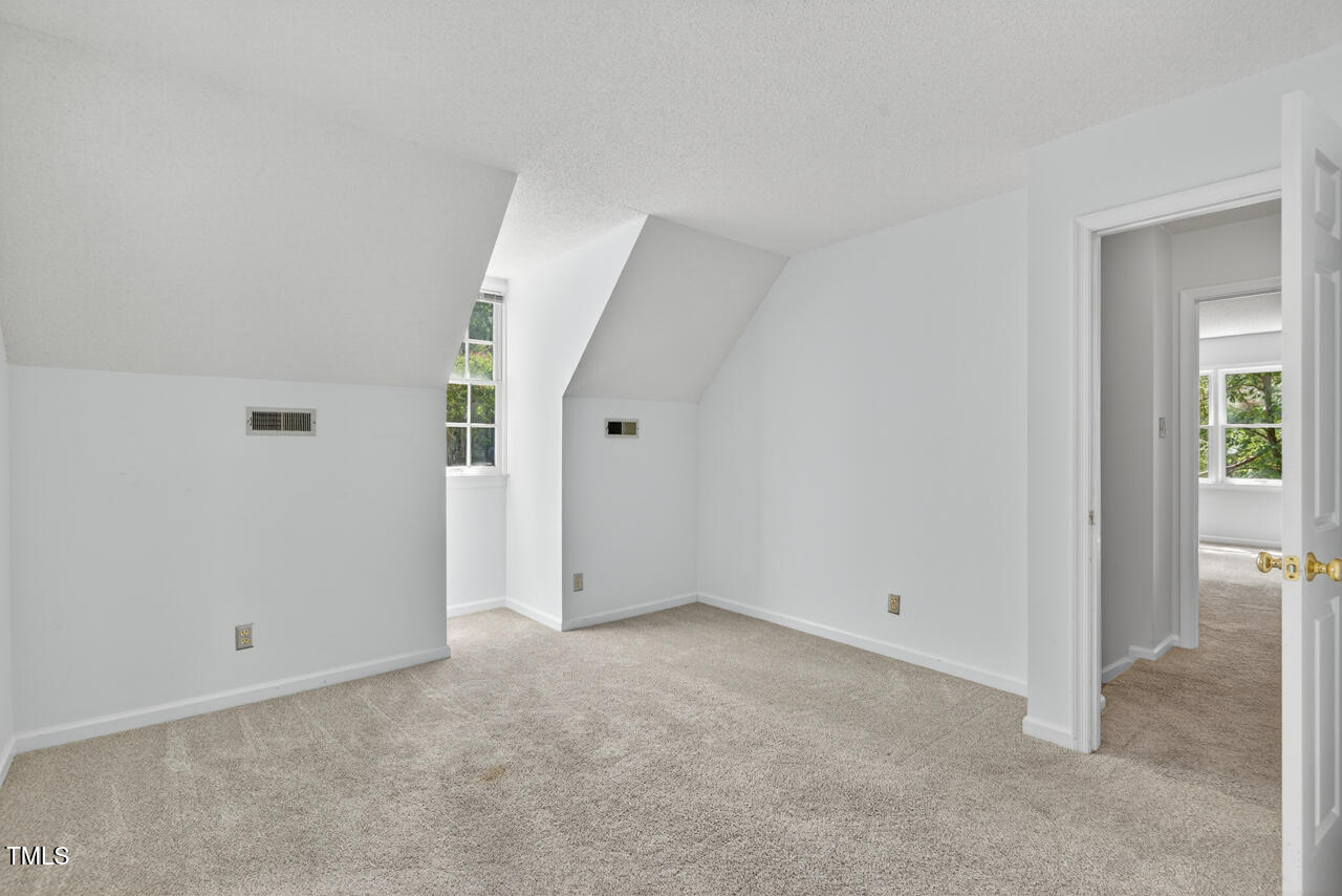 22 Cottage Woods Court