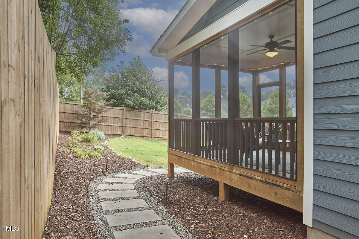 5106 Centerbud Place