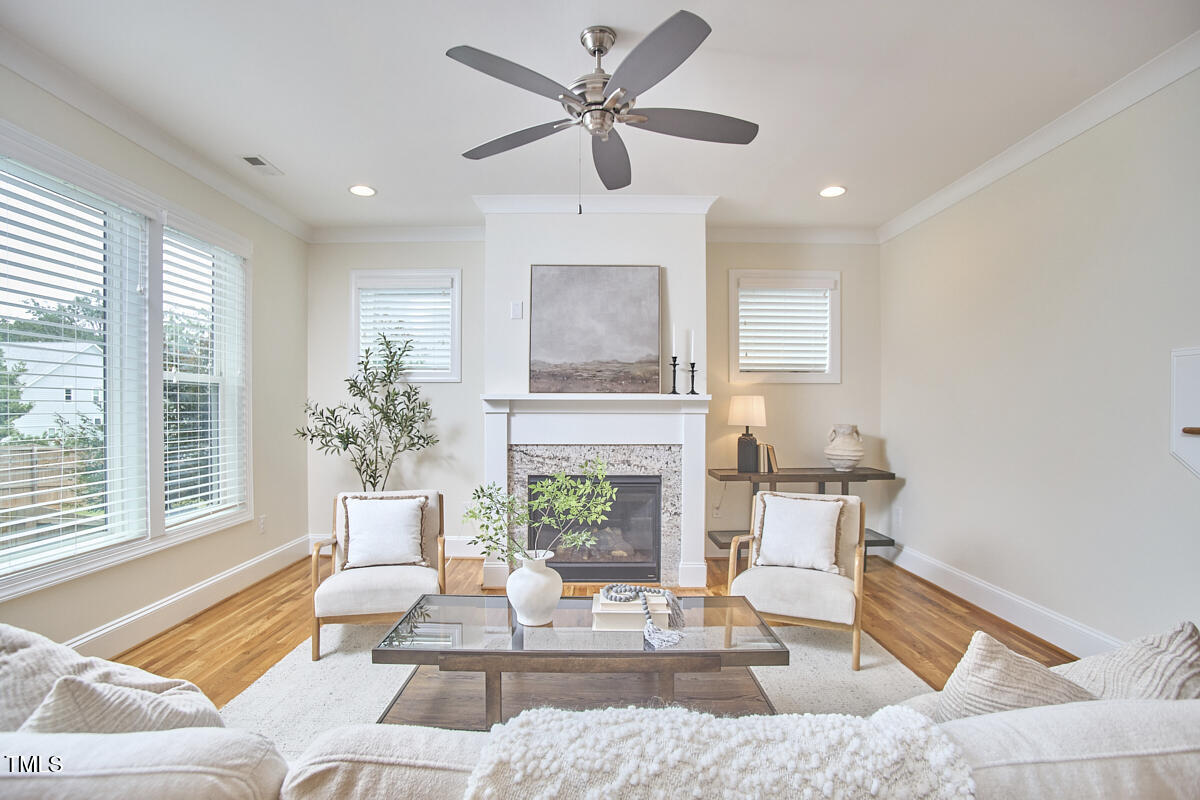 5106 Centerbud Place