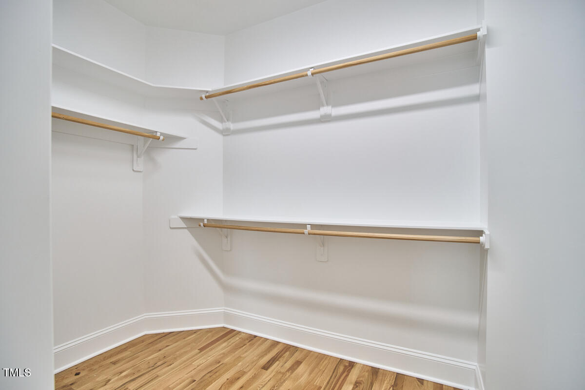 5106 Centerbud Place