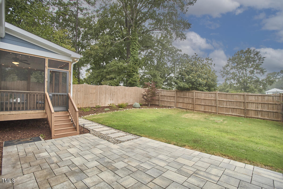 5106 Centerbud Place