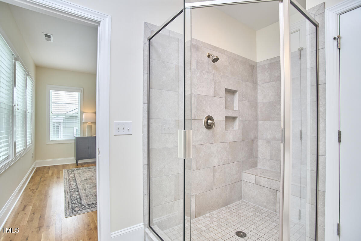 5106 Centerbud Place