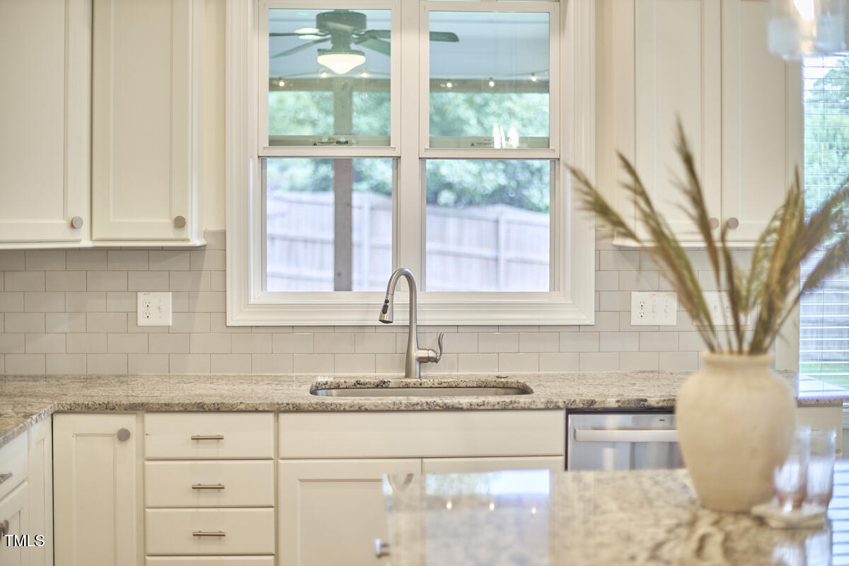 5106 Centerbud Place