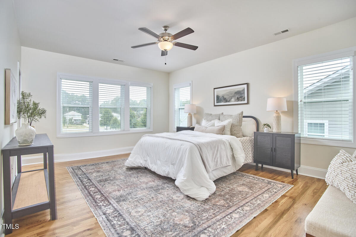 5106 Centerbud Place