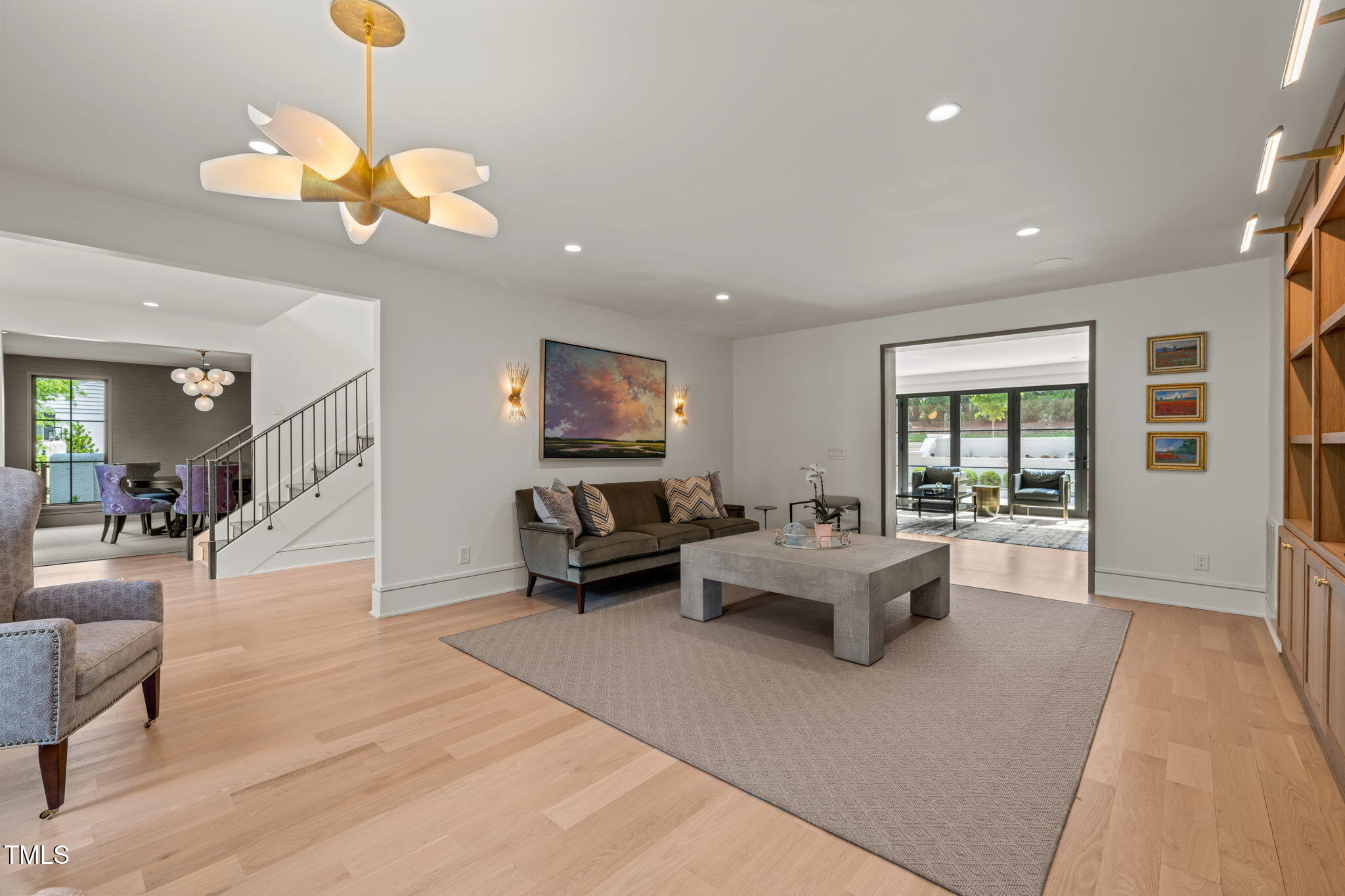 3829 Regent Road