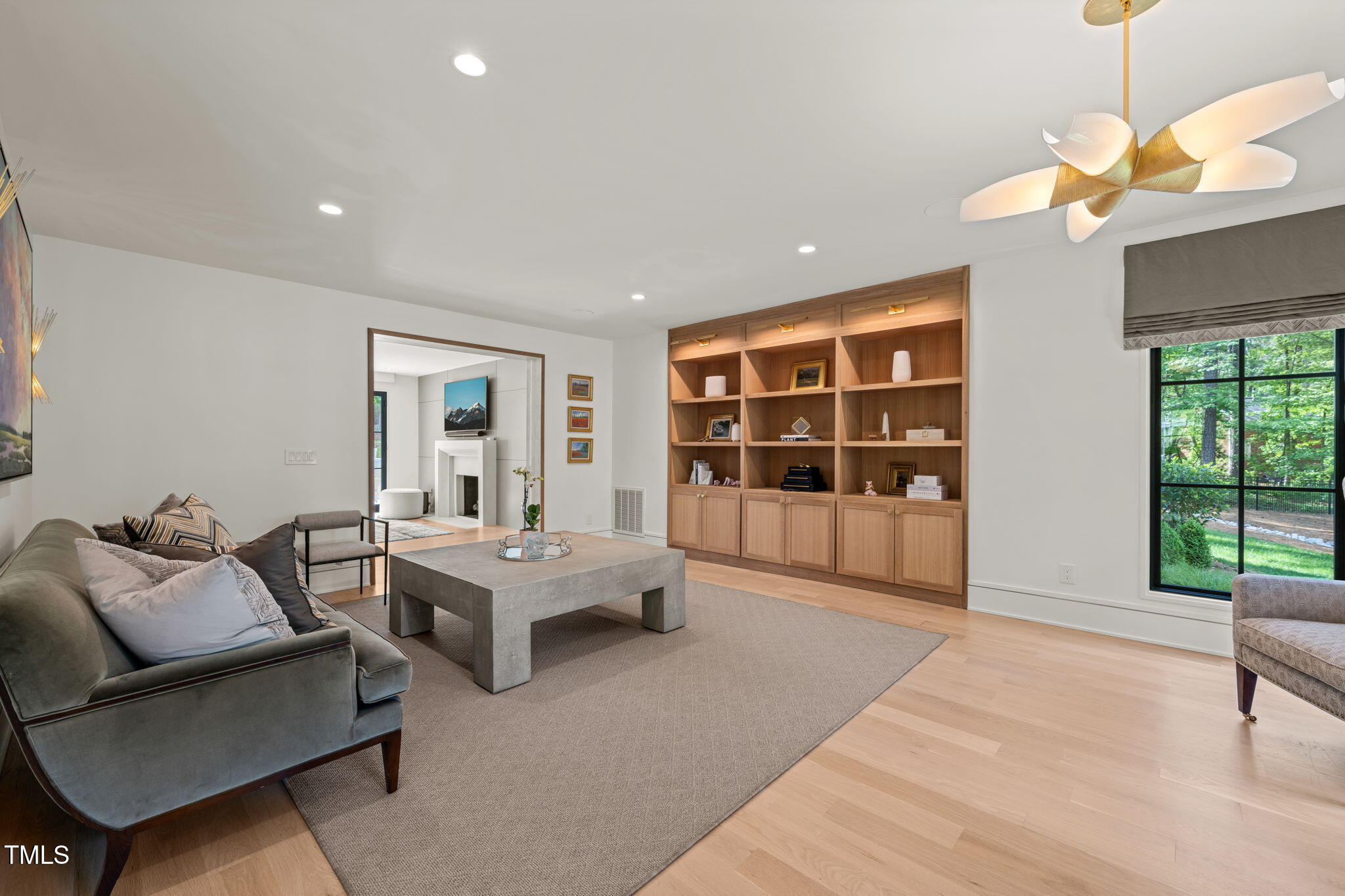 3829 Regent Road