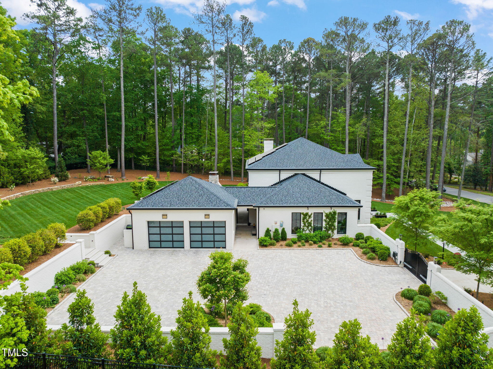 3829 Regent Road