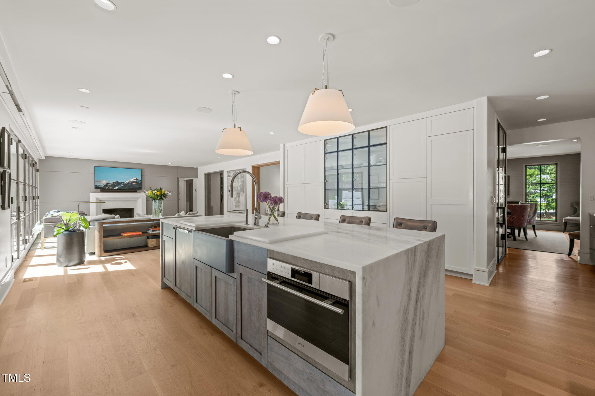 3829 Regent Road