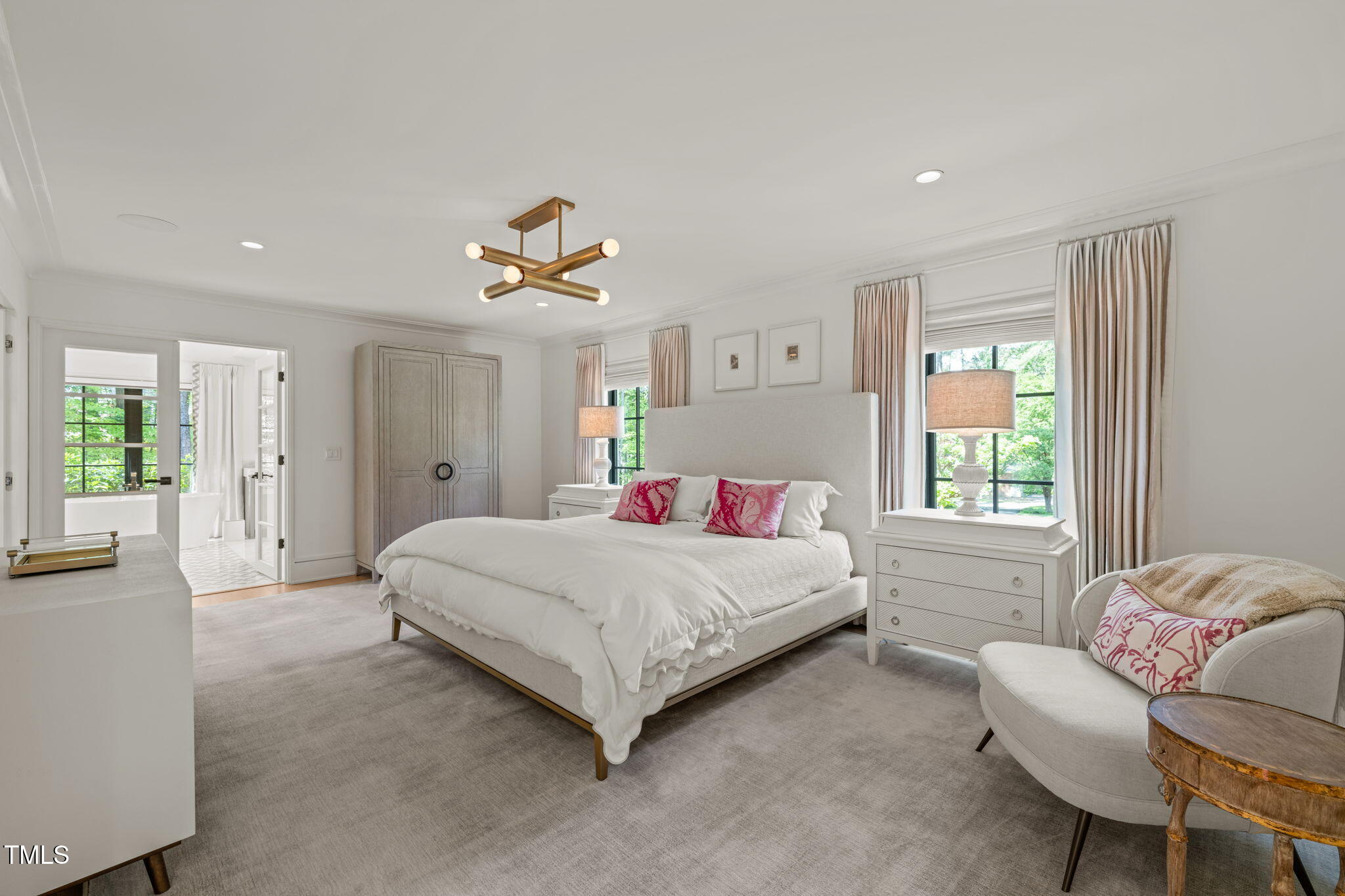 3829 Regent Road